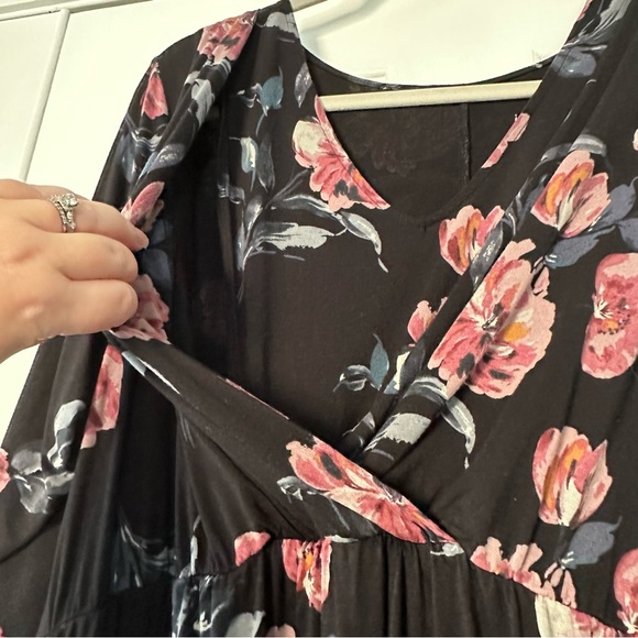 Isabel Maternity by Ingrid & Isabel Dresses & Skirts - Isabel Maternity Black Floral Maternity Dress | Nursing Dress | Size XXL